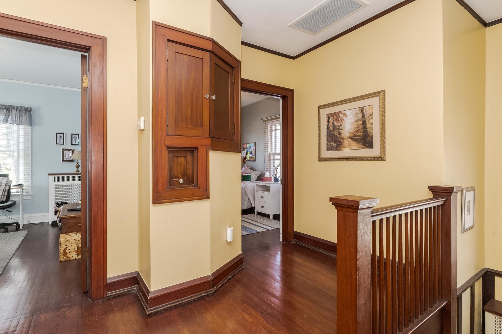 1926 E Oakland Avenue, Bloomington, IL 61701