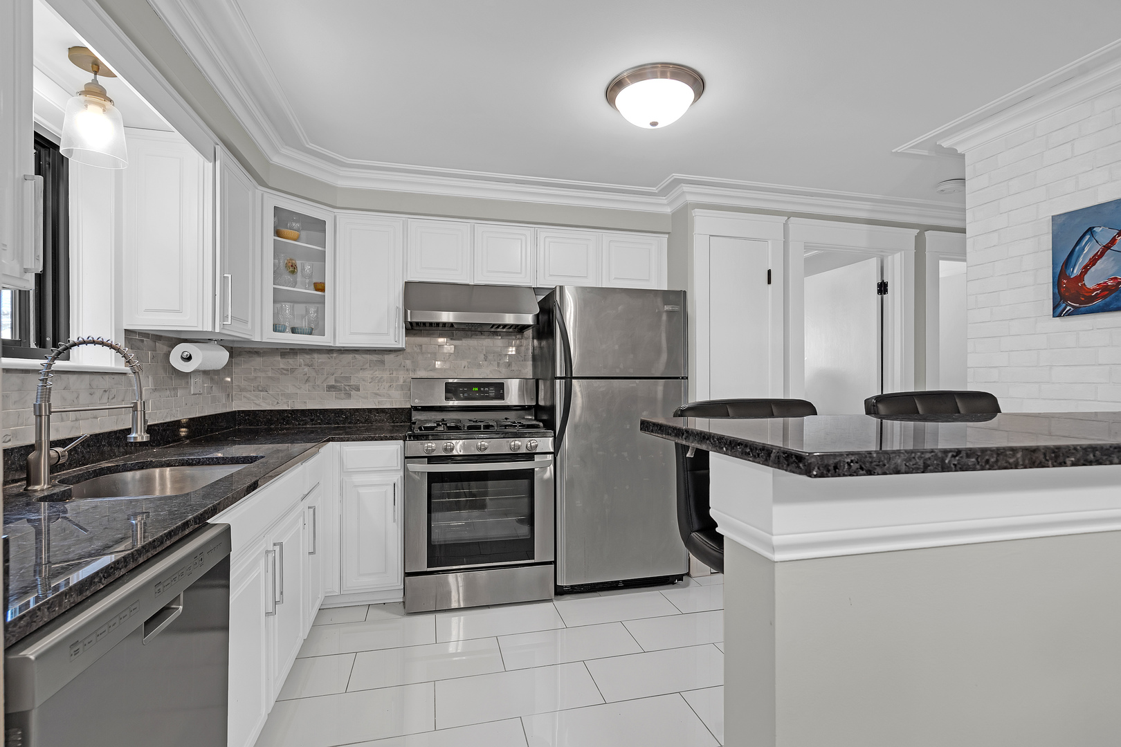 6870 N Northwest Highway #2F, Chicago, IL 60631