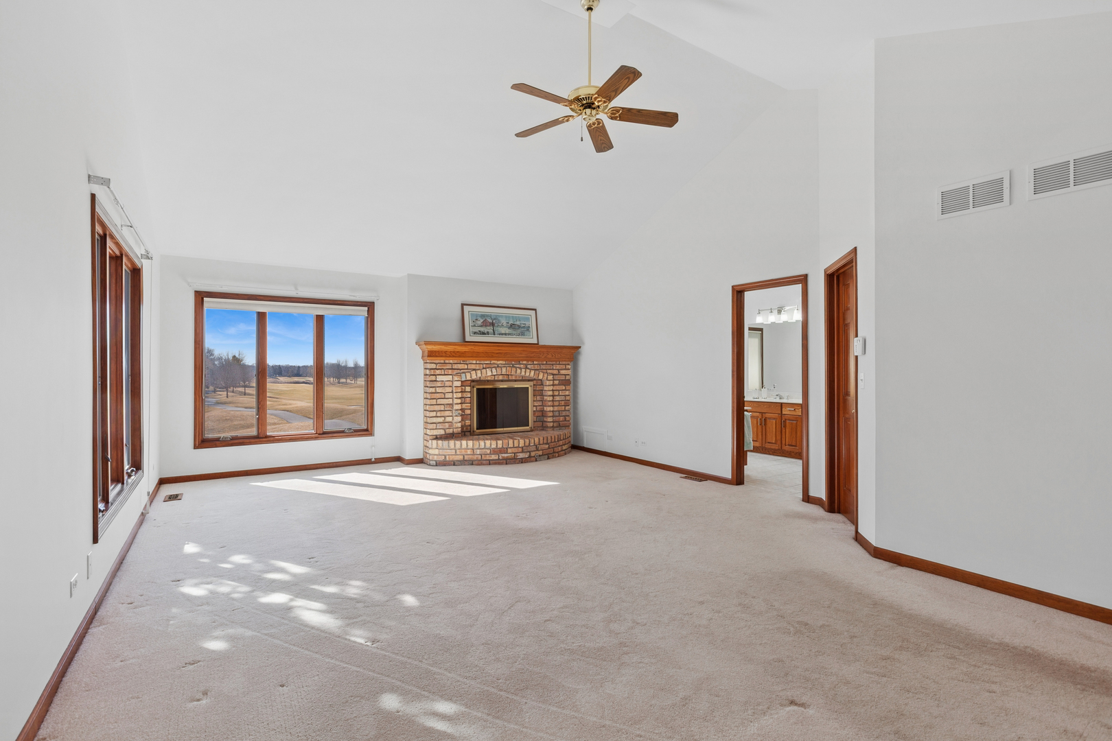 26W011 Klein Creek Drive, Winfield, IL 60190