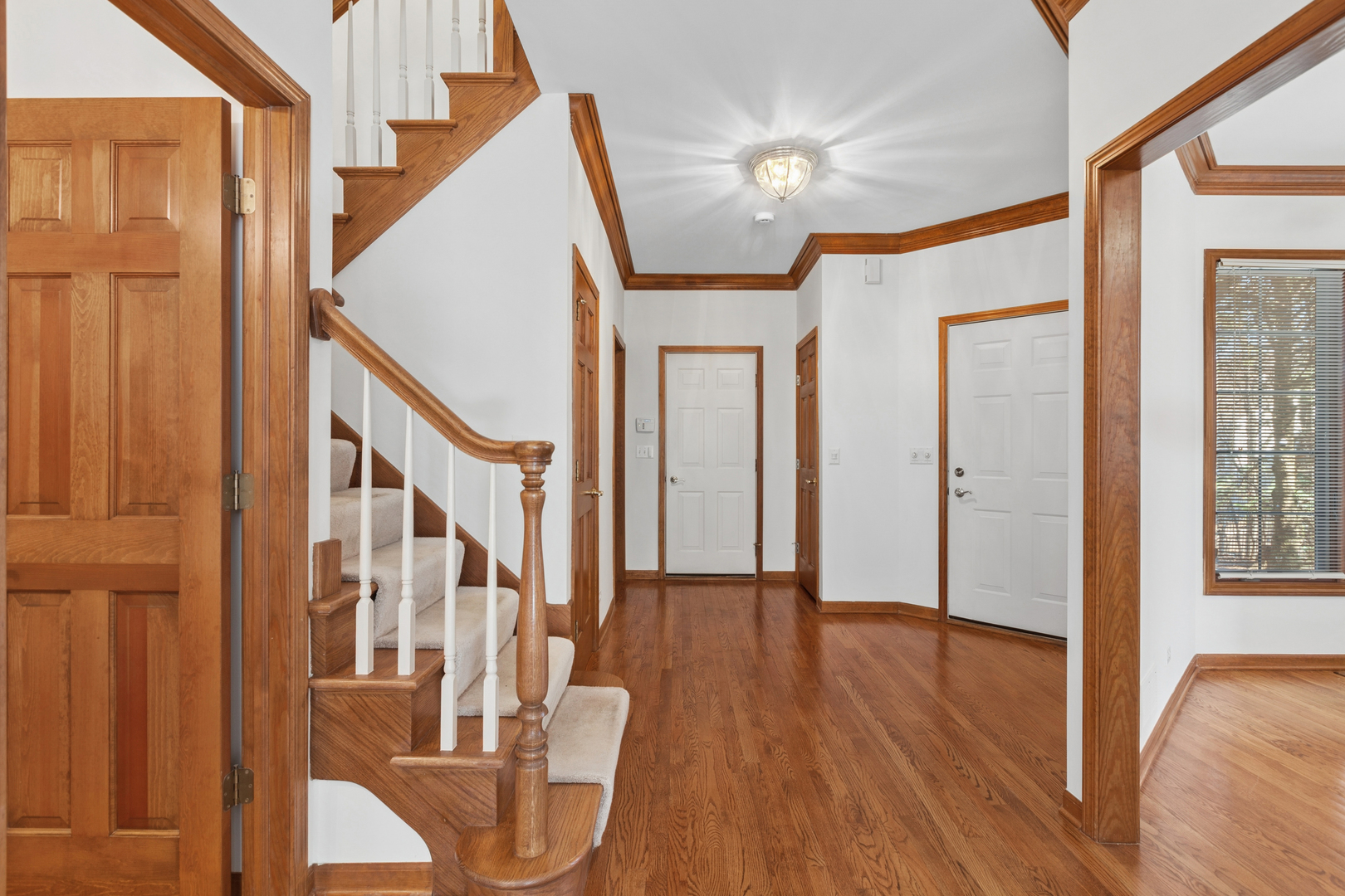 26W011 Klein Creek Drive, Winfield, IL 60190