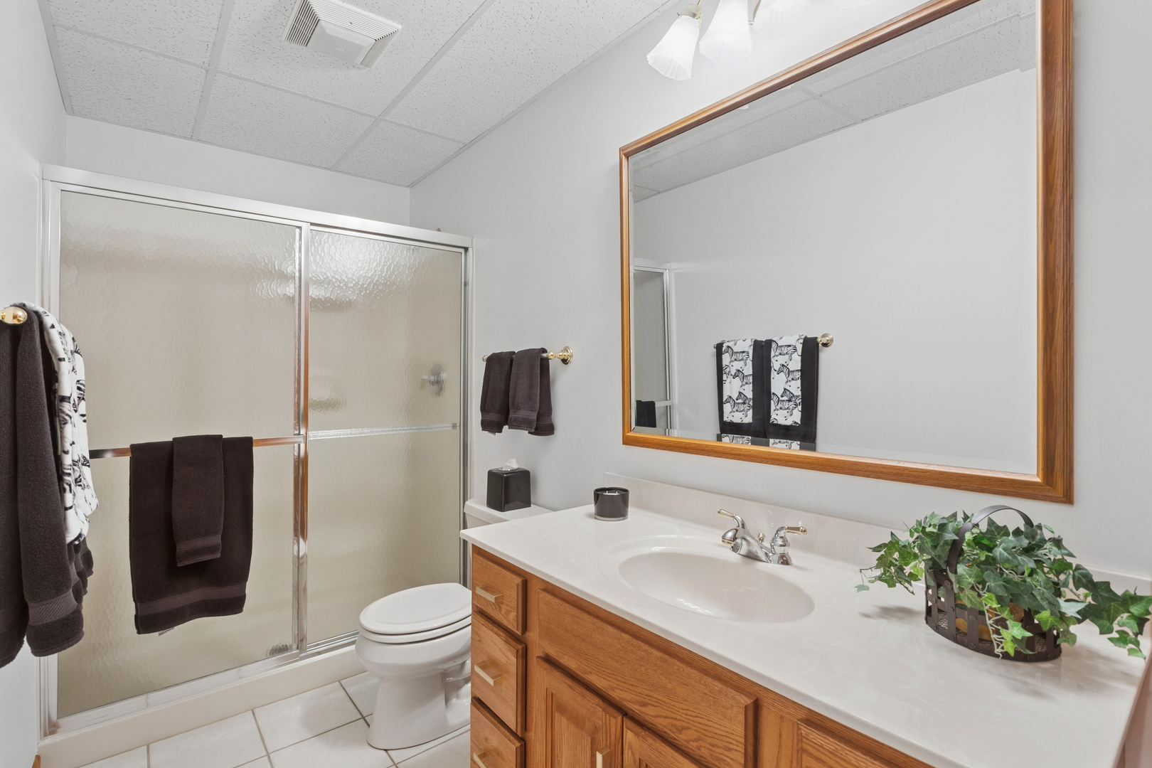 26W011 Klein Creek Drive, Winfield, IL 60190