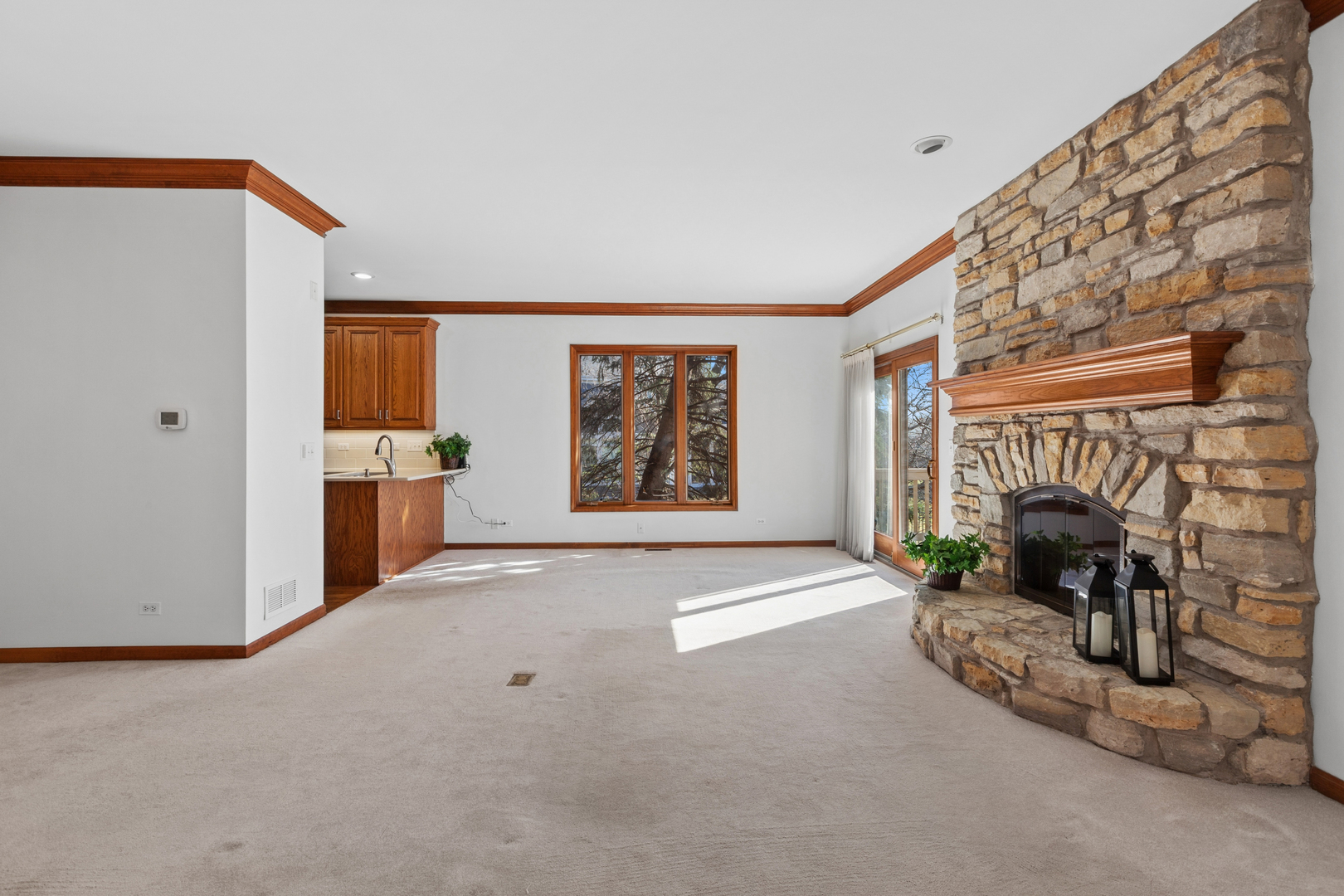 26W011 Klein Creek Drive, Winfield, IL 60190