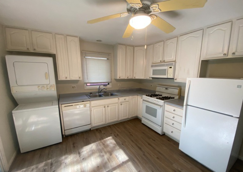 505 Woodland Avenue, Wauconda, IL 60084