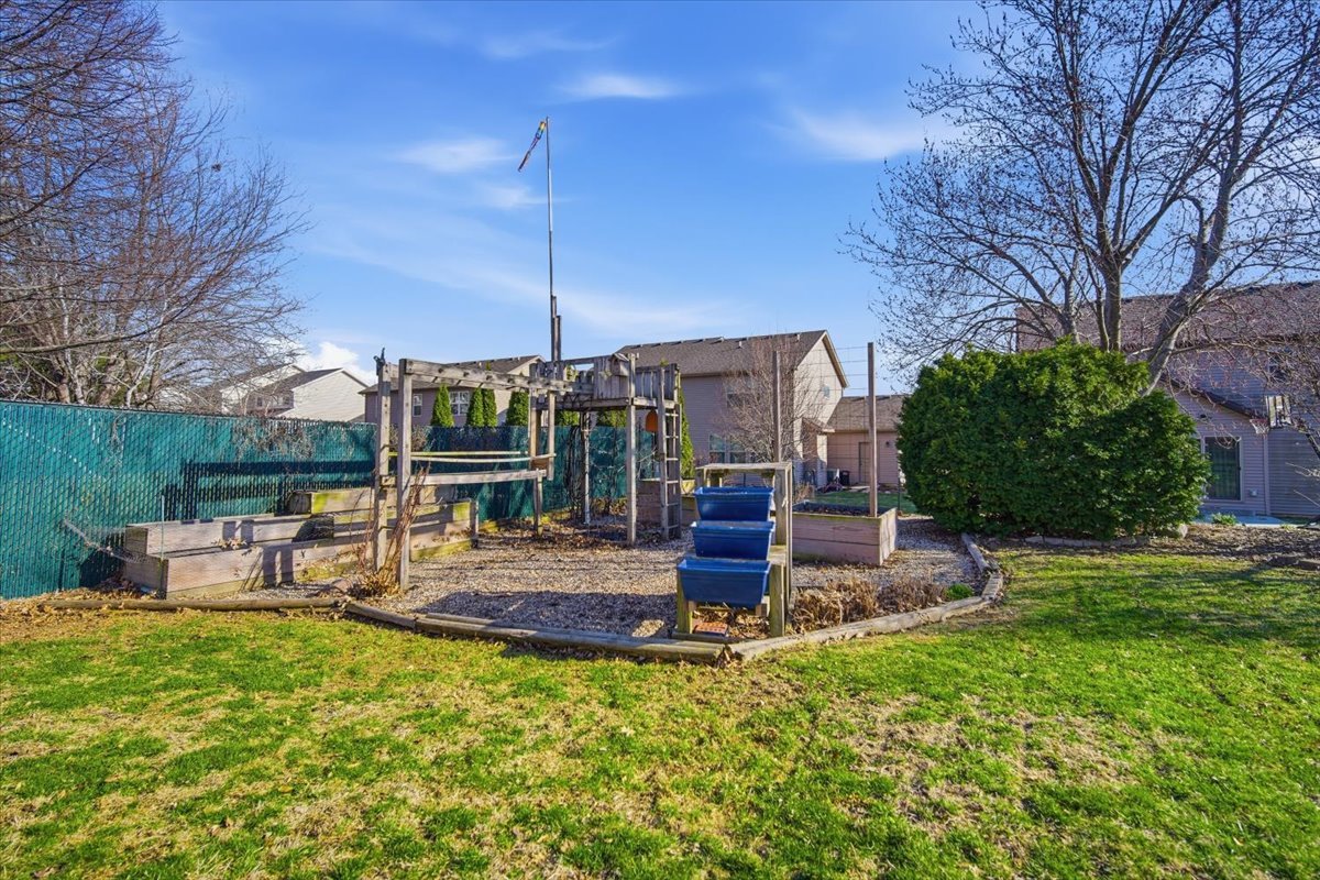 811 Phaeton Place, Normal, IL 61761