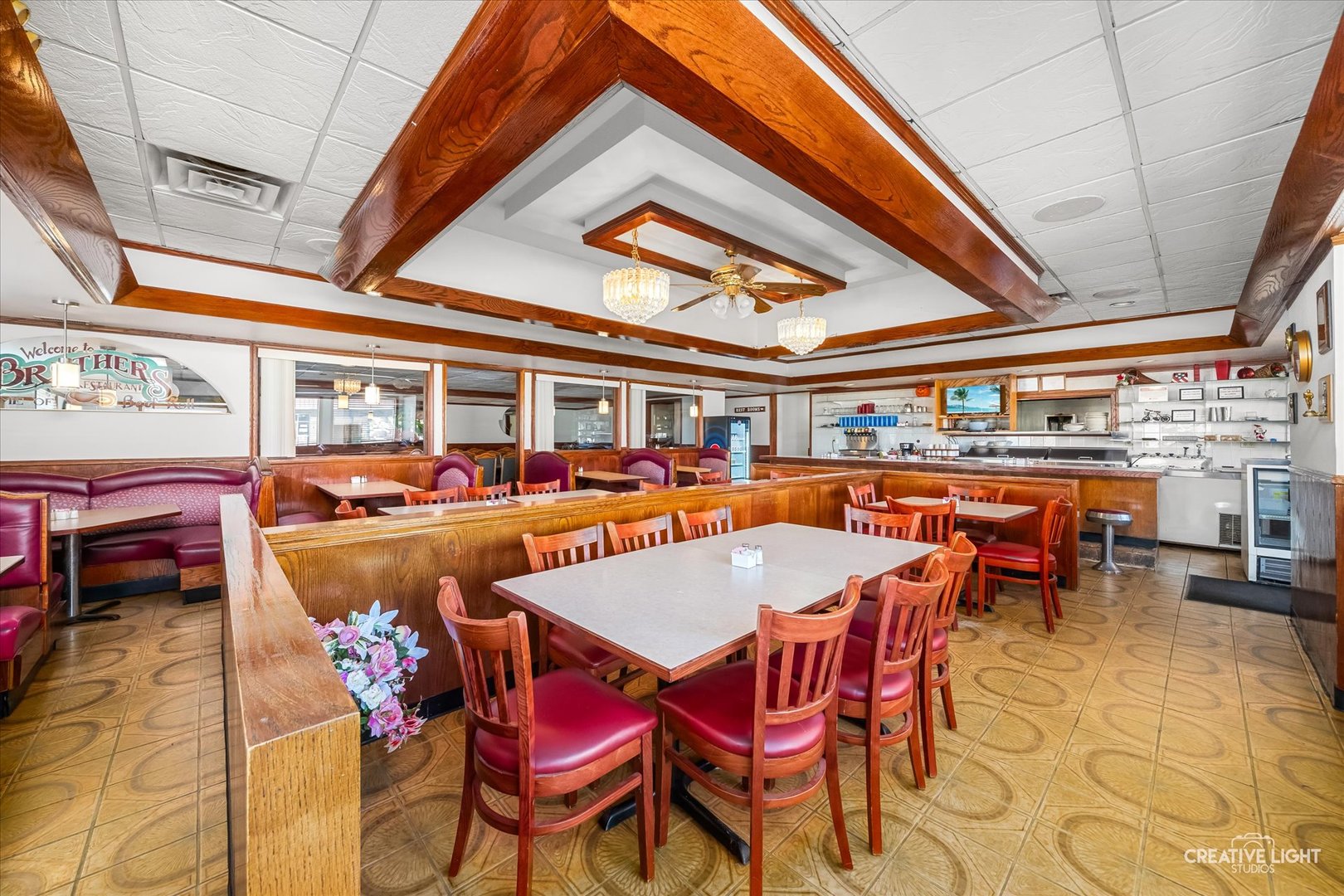 512 E Church Street, Sandwich, IL 60548