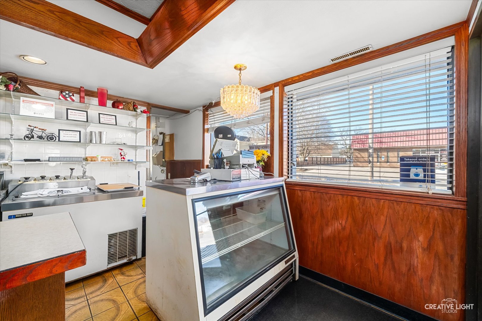 512 E Church Street, Sandwich, IL 60548