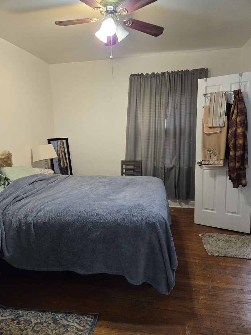 8531 S Euclid Avenue, Chicago, IL 60617