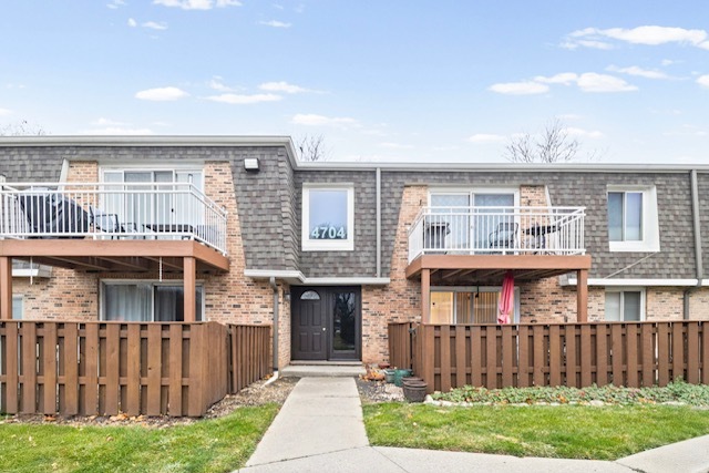 4704 Euclid Avenue #1B, Rolling Meadows, IL 60008