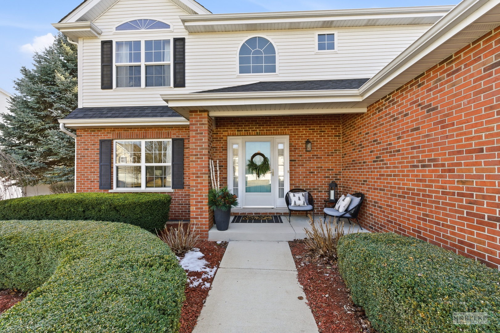 149 N Willowwood Drive, Oswego, IL 60543