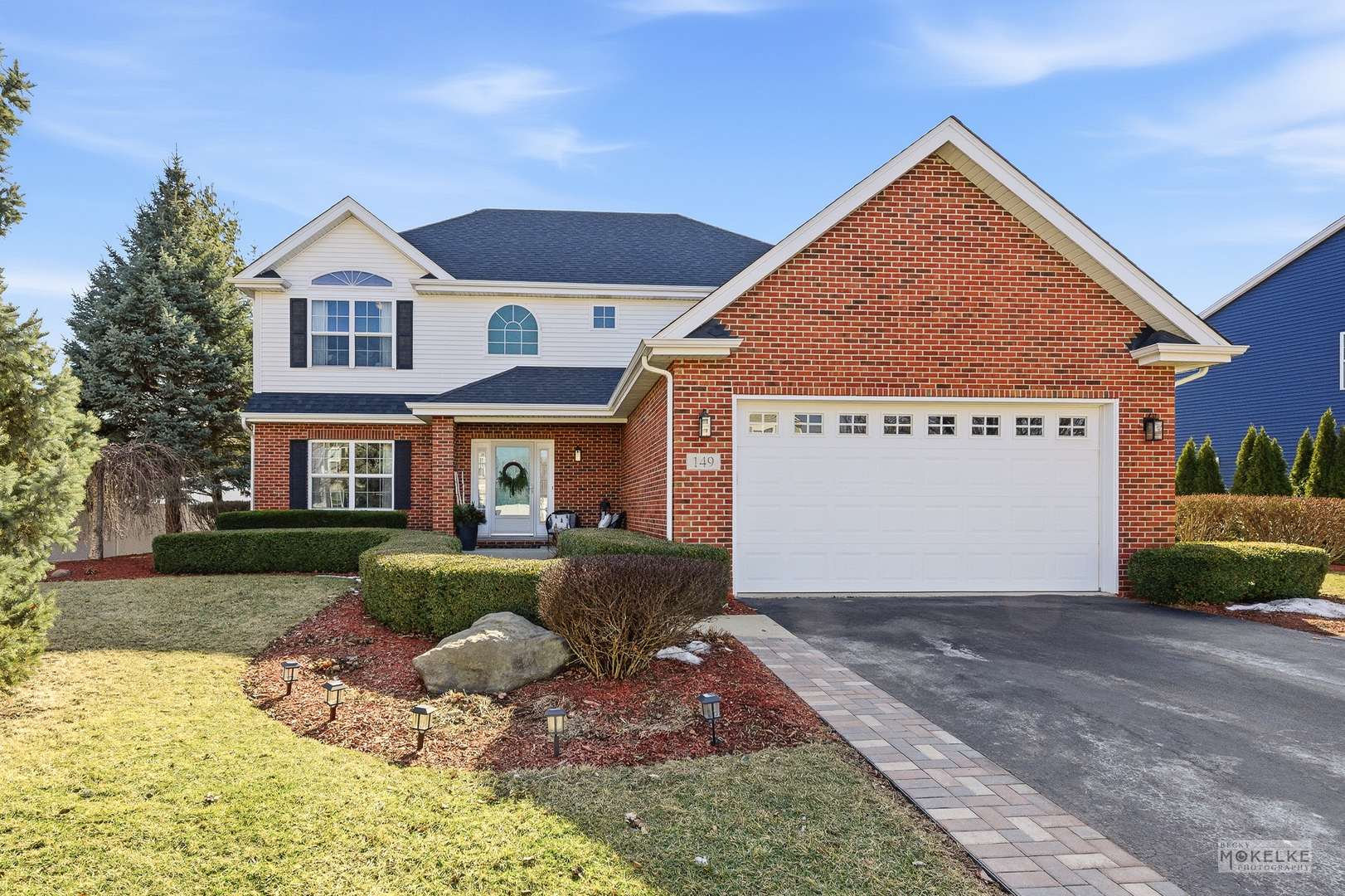 149 N Willowwood Drive, Oswego, IL 60543