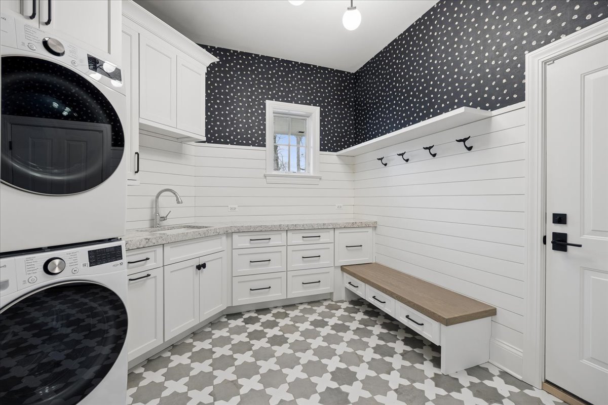 5237 Cornell Avenue, Downers Grove, IL 60515