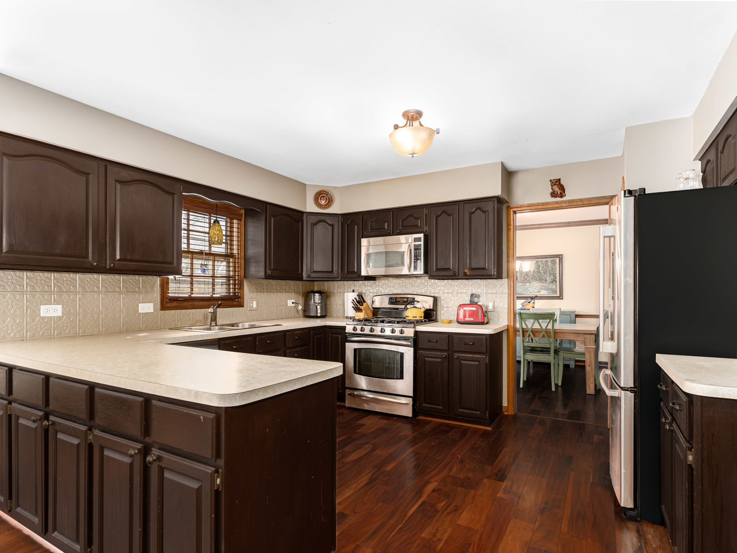 27W412 Chartwell Drive, Winfield, IL 60190