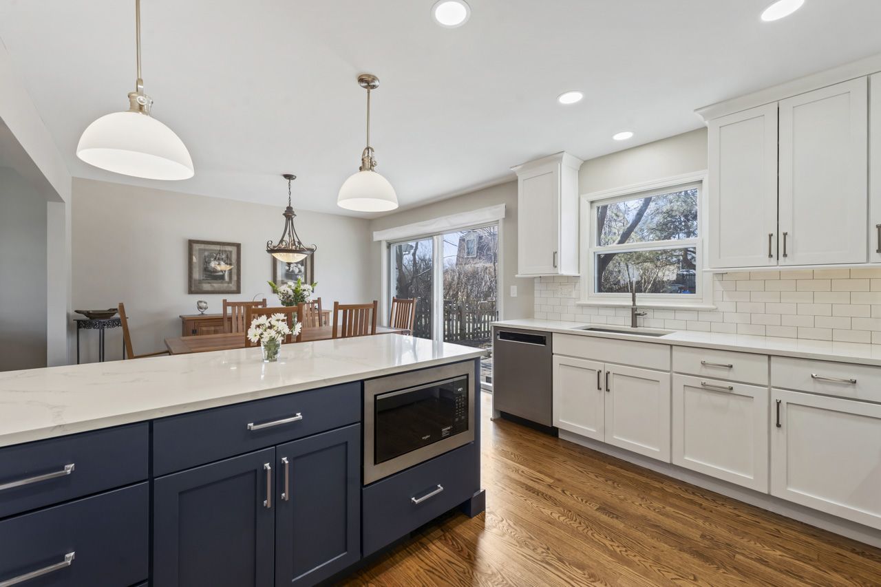 962 Thompson Boulevard, Buffalo Grove, IL 60089