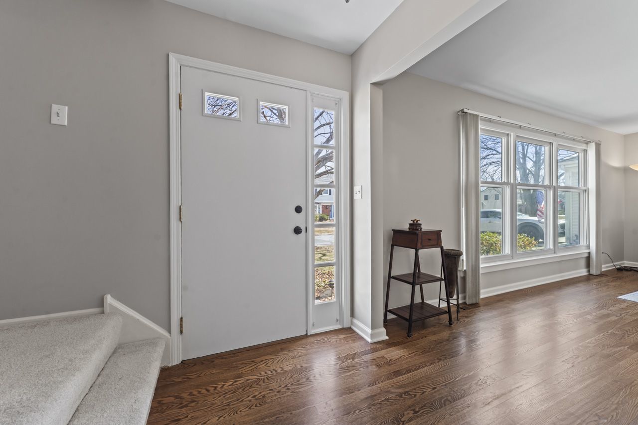 962 Thompson Boulevard, Buffalo Grove, IL 60089