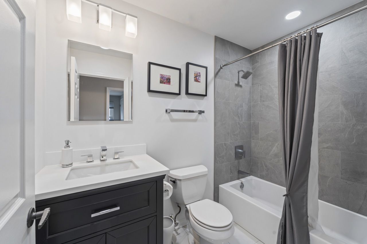 962 Thompson Boulevard, Buffalo Grove, IL 60089