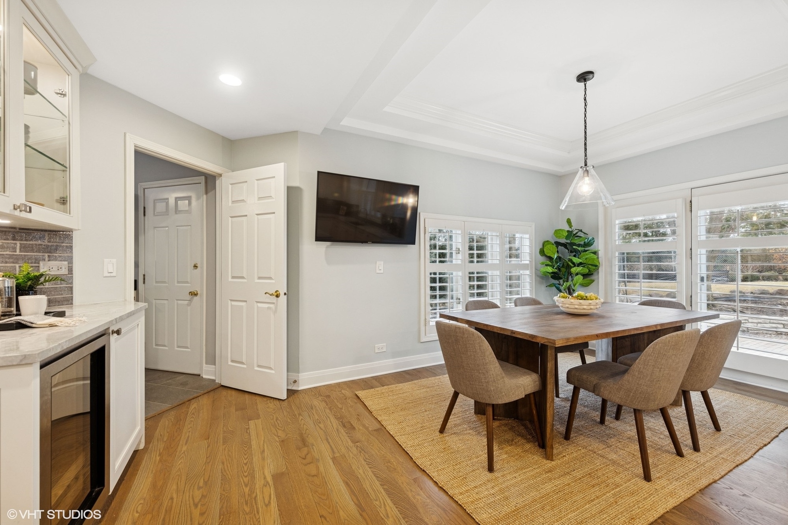 1604 Burr Ridge Club, Burr Ridge, IL 60527