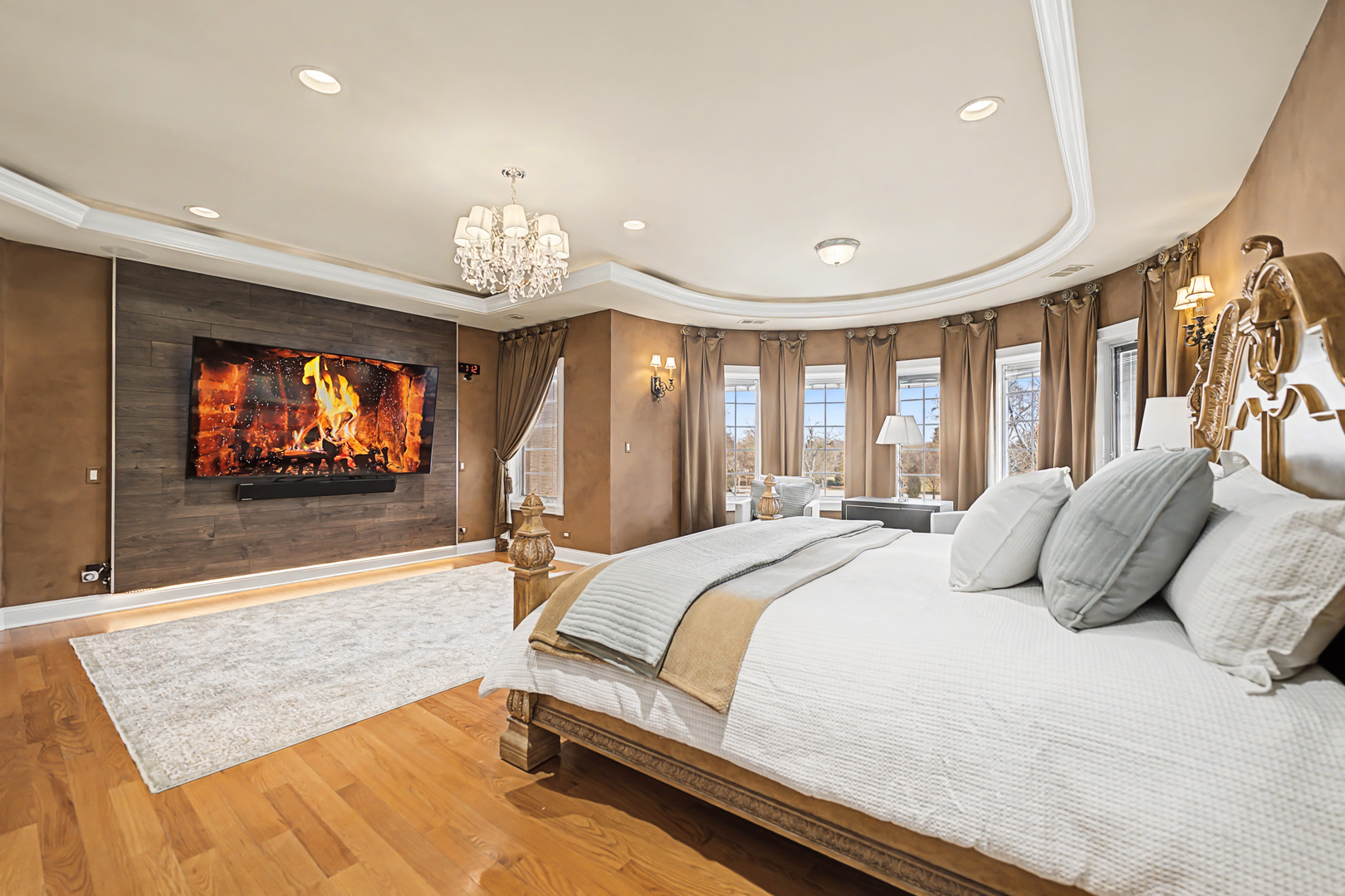 147 Los Lagos Drive, Bloomingdale, IL 60108