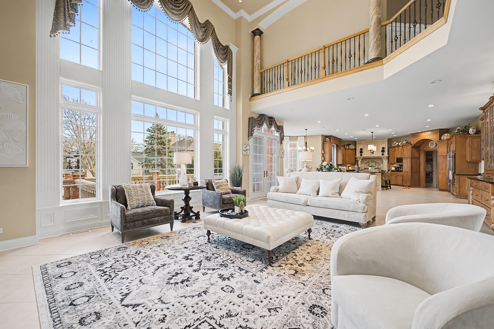 147 Los Lagos Drive, Bloomingdale, IL 60108