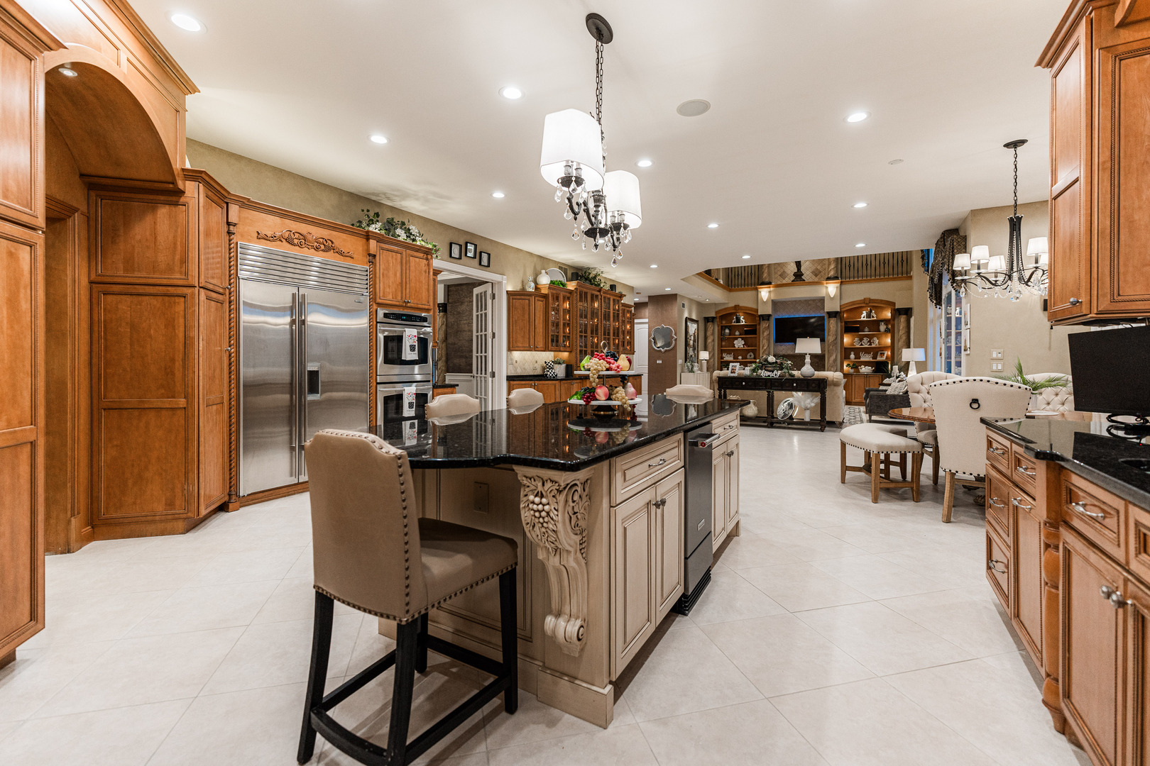 147 Los Lagos Drive, Bloomingdale, IL 60108