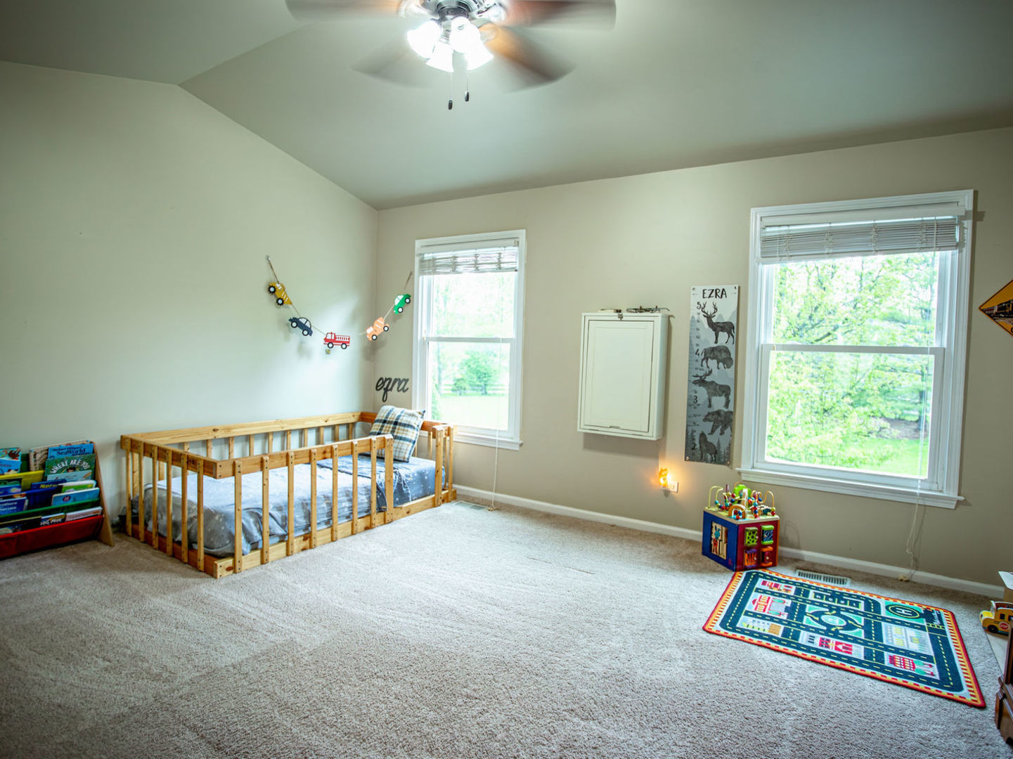 17945 W Pond Ridge Circle, Gurnee, IL 60031