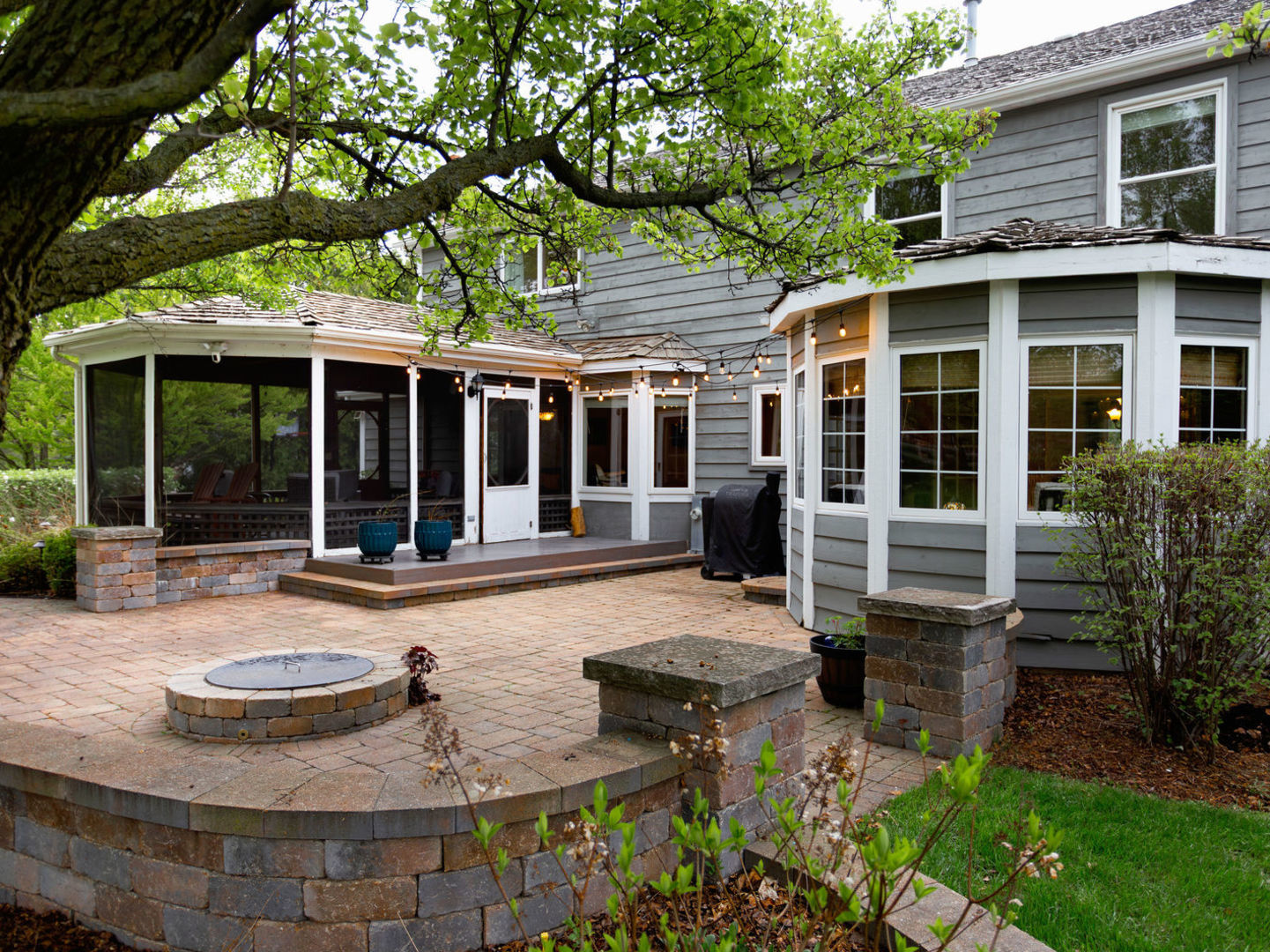 17945 W Pond Ridge Circle, Gurnee, IL 60031