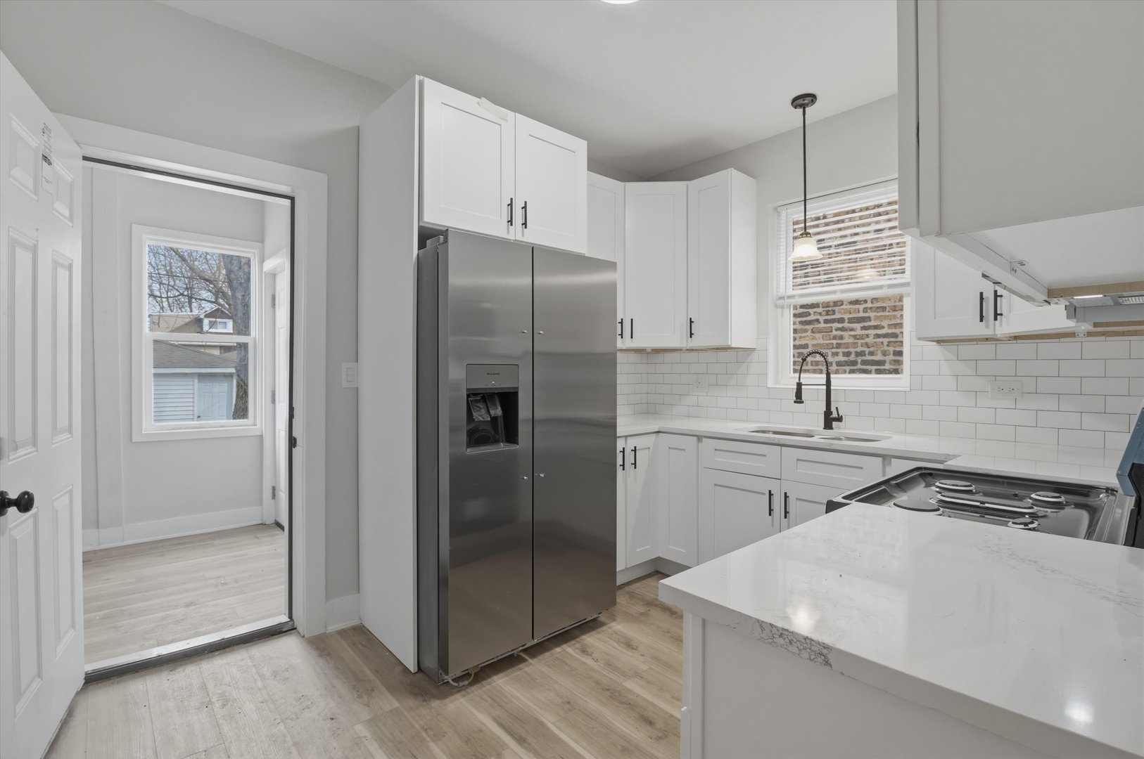 7833 S Vernon Avenue, Chicago, IL 60619