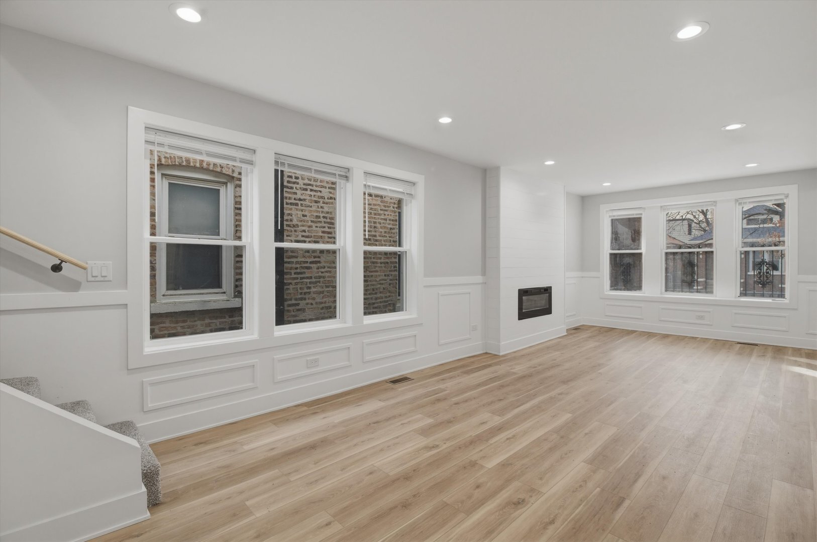 7833 S Vernon Avenue, Chicago, IL 60619