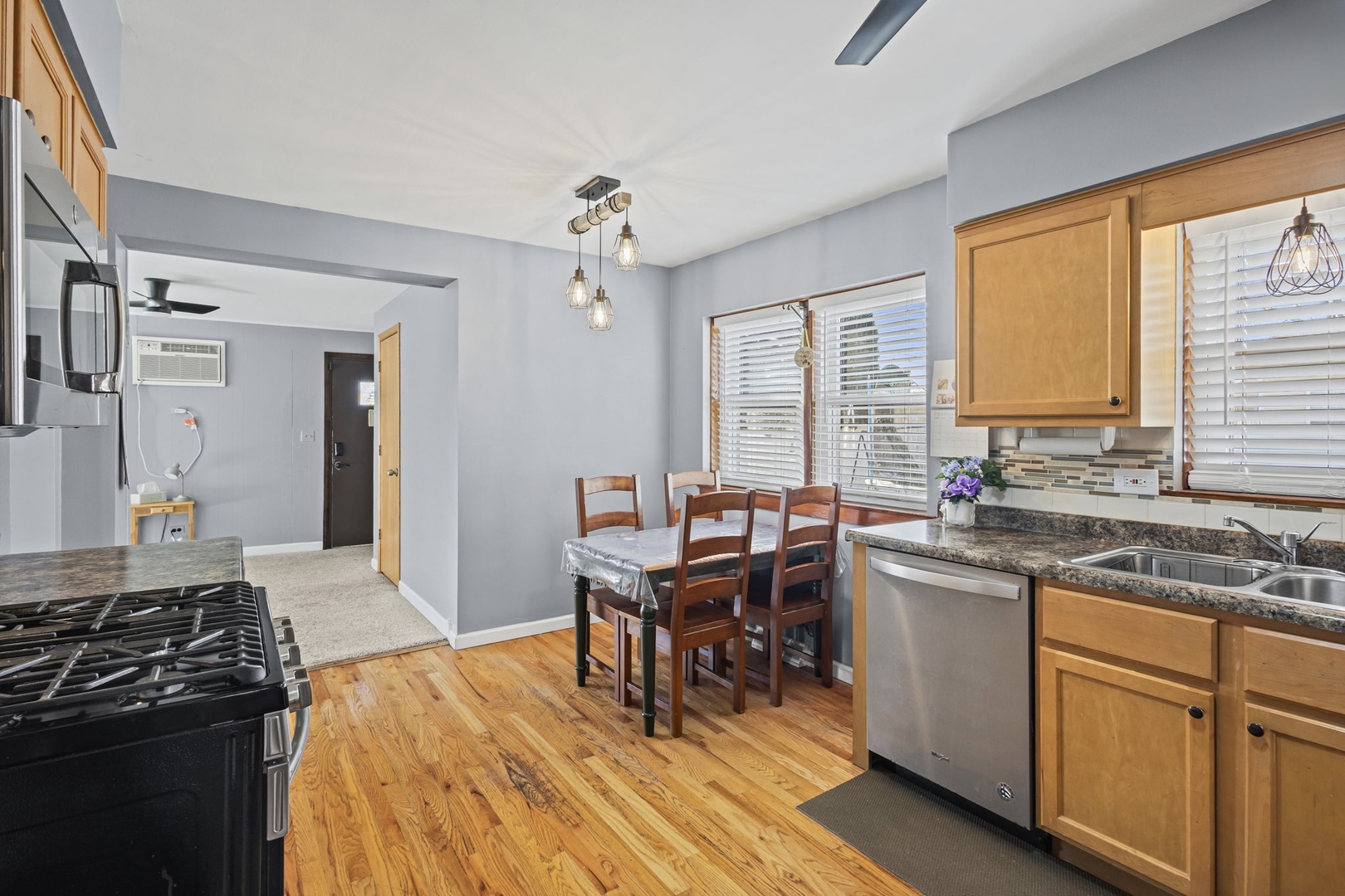 5901 108th Place, Chicago Ridge, IL 60415