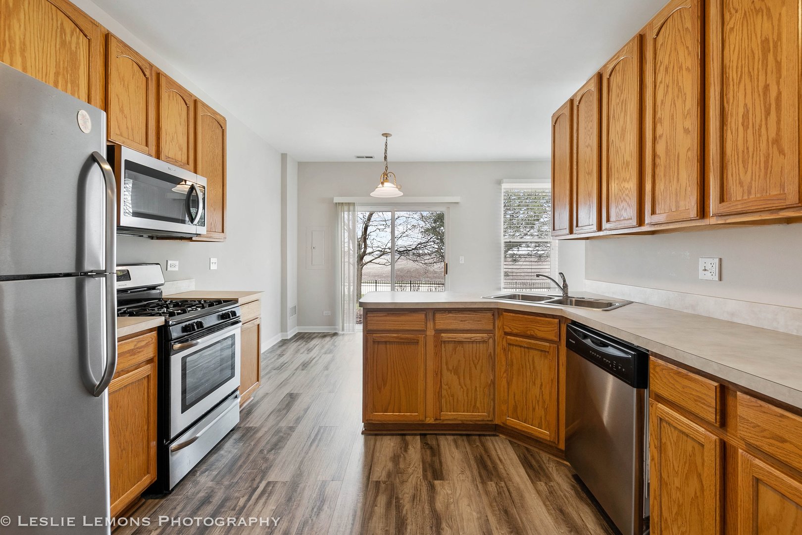 4137 Blackstone Drive #4137, Aurora, IL 60504