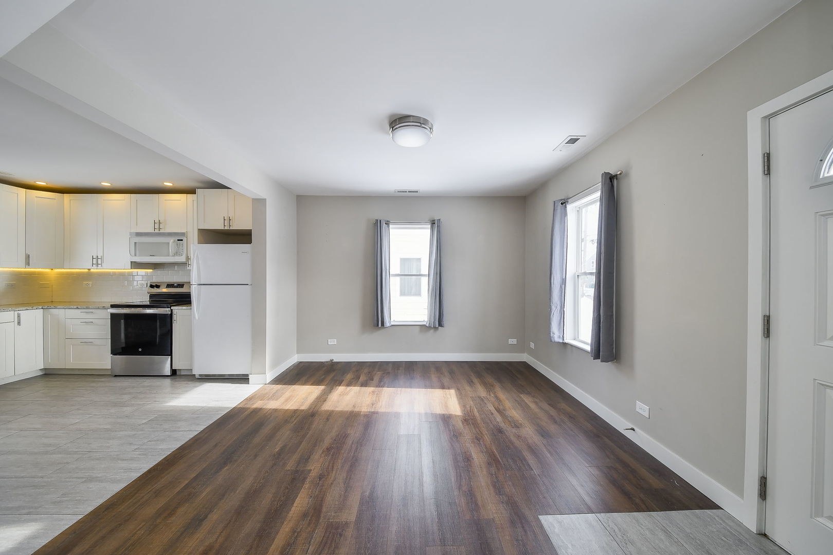 825 Albert Avenue, Sycamore, IL 60178