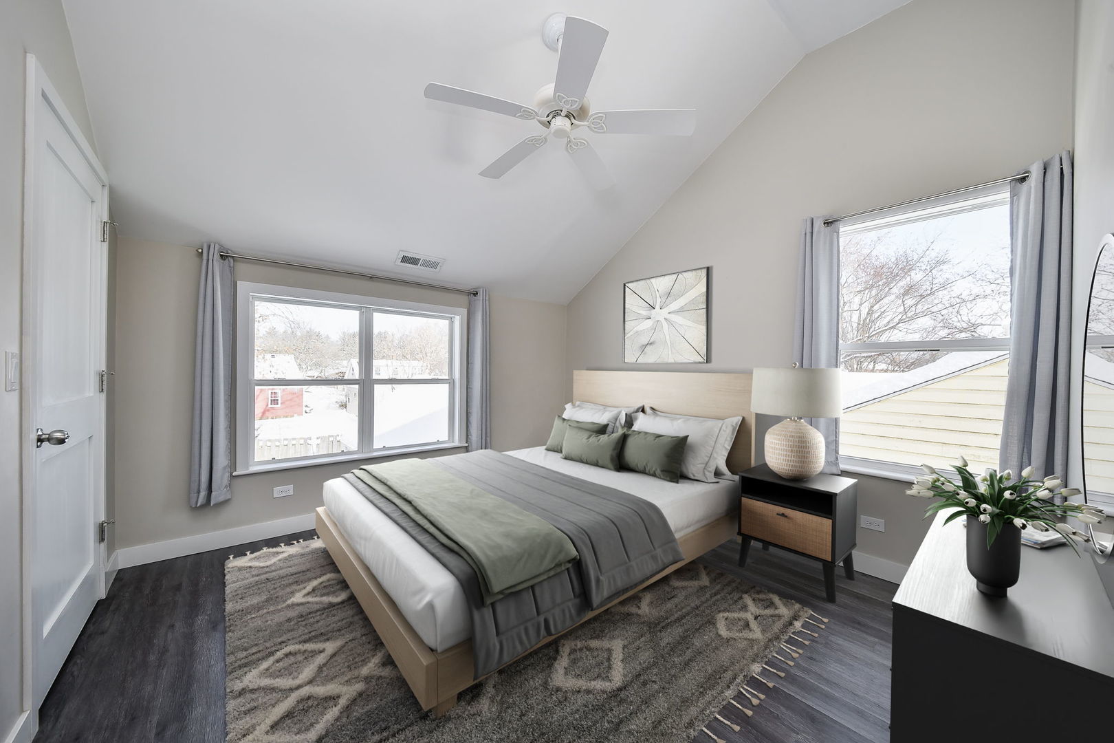 825 Albert Avenue, Sycamore, IL 60178