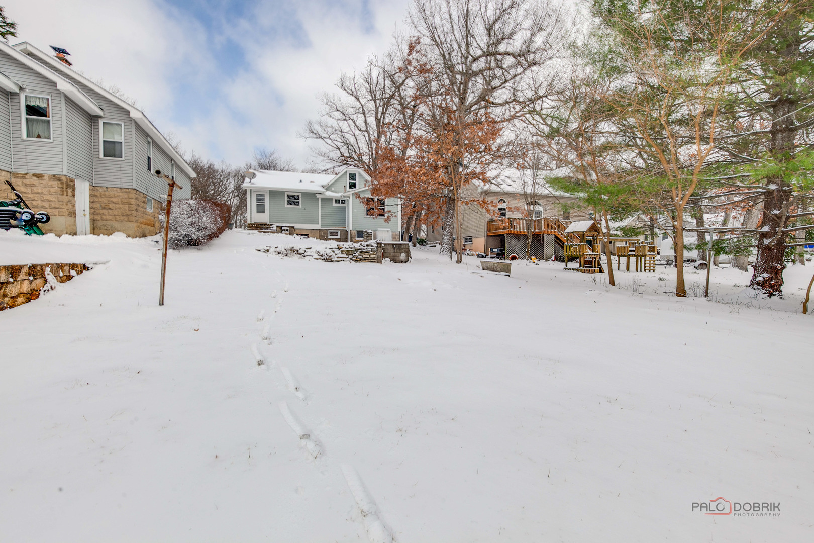 28529 W Treetop Road, Ingleside, IL 60041