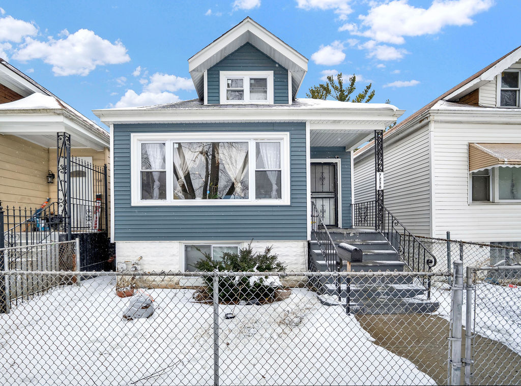 7238 S Paulina Street, Chicago, IL 60636