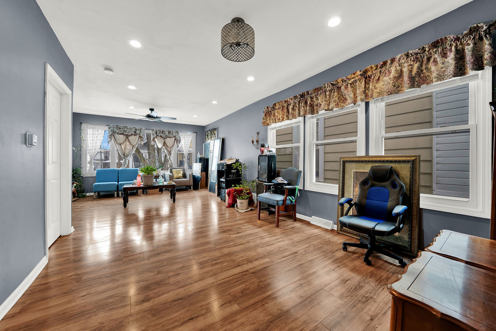 7238 S Paulina Street, Chicago, IL 60636