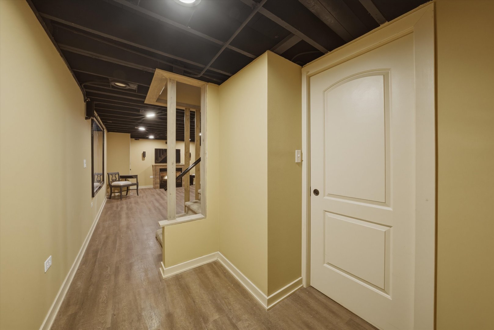 9307 ETHYL Lane, Tinley Park, IL 60487