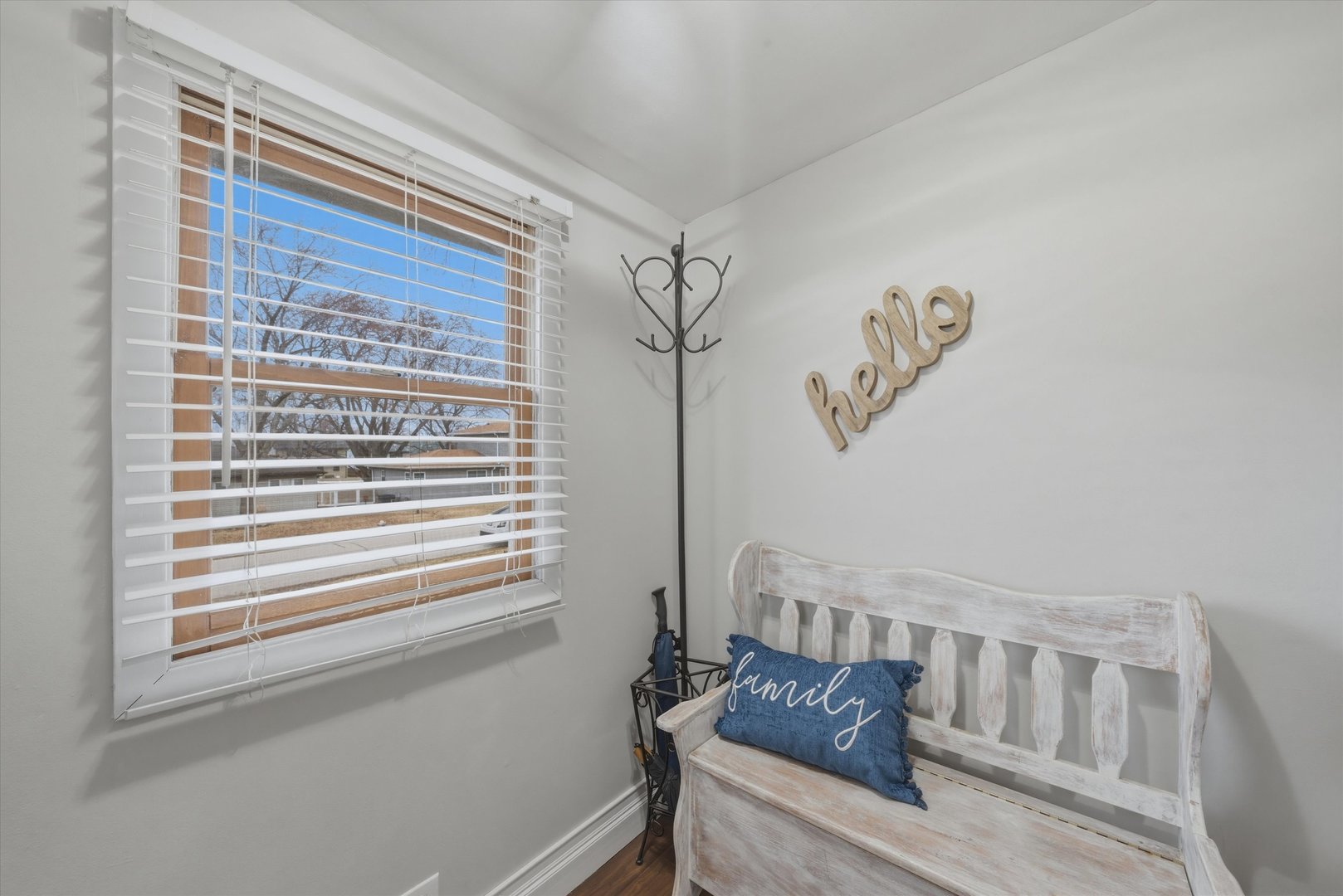 9307 ETHYL Lane, Tinley Park, IL 60487