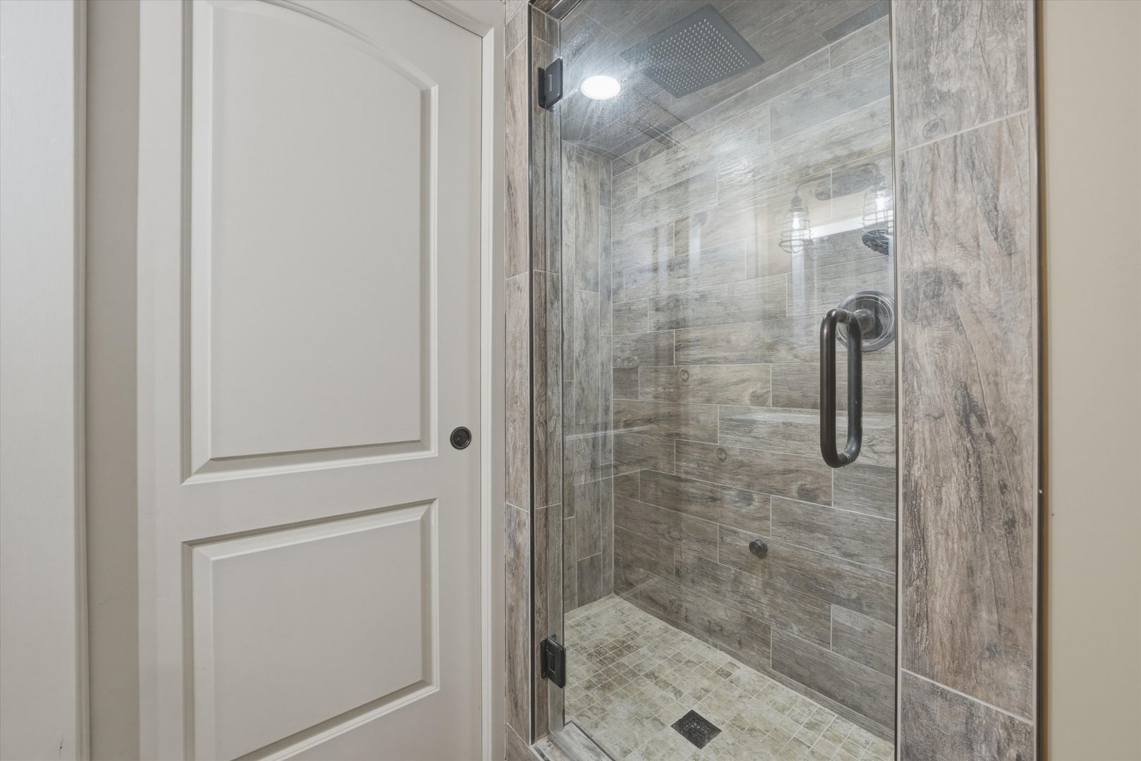 9307 ETHYL Lane, Tinley Park, IL 60487