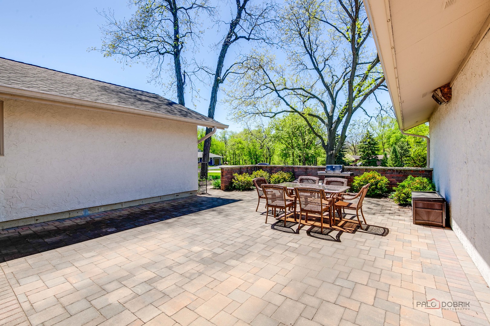 2 Acorn Drive, Hawthorn Woods, IL 60047