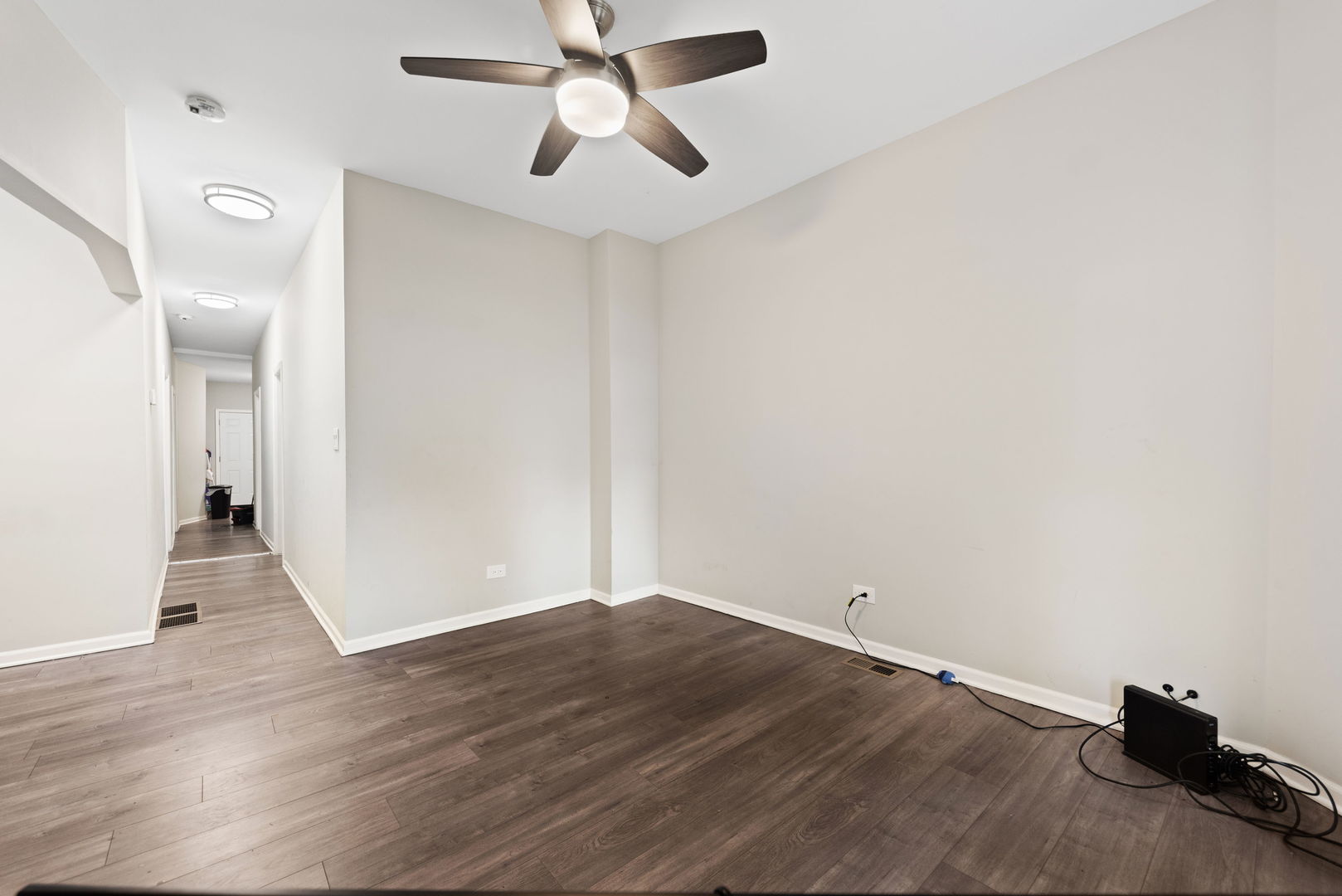 7115 S Champlain Avenue, Chicago, IL 60619