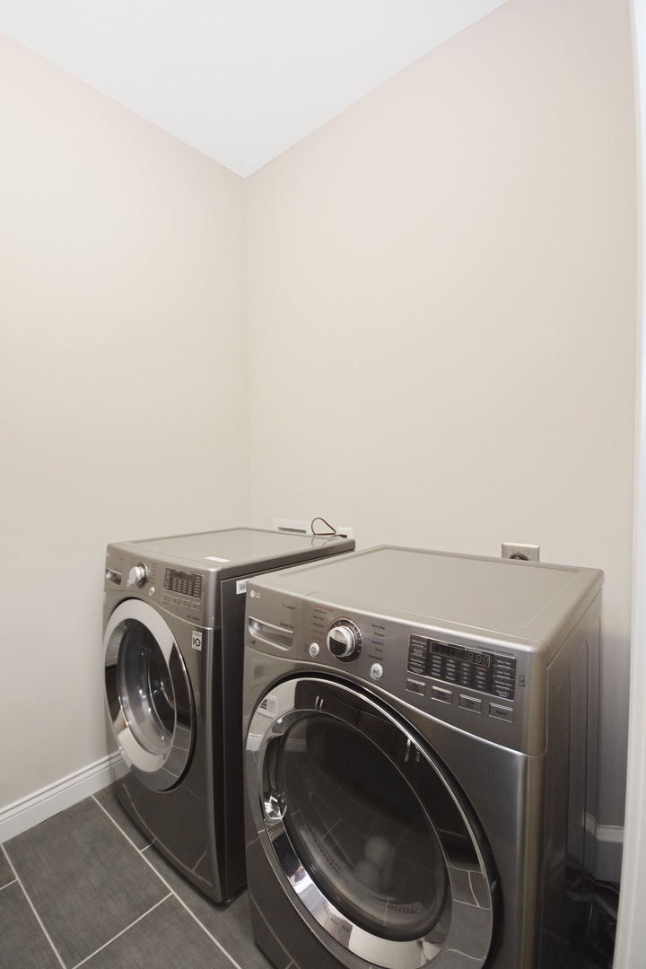 205 Potomac Avenue, Savoy, IL 61874