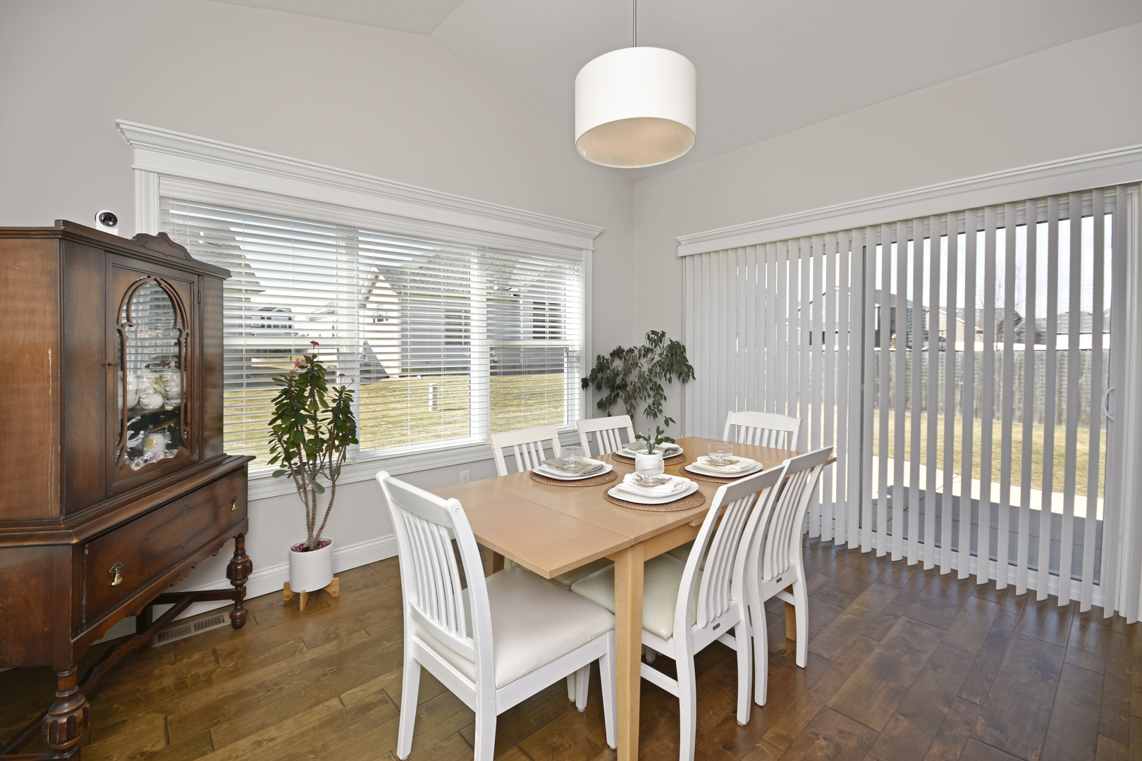 205 Potomac Avenue, Savoy, IL 61874