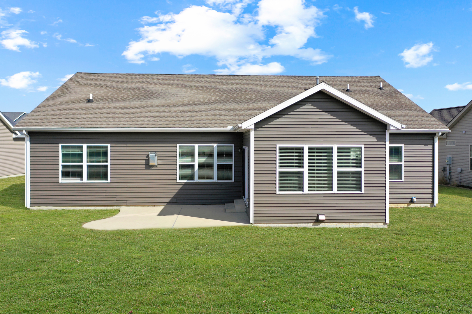 205 Potomac Avenue, Savoy, IL 61874