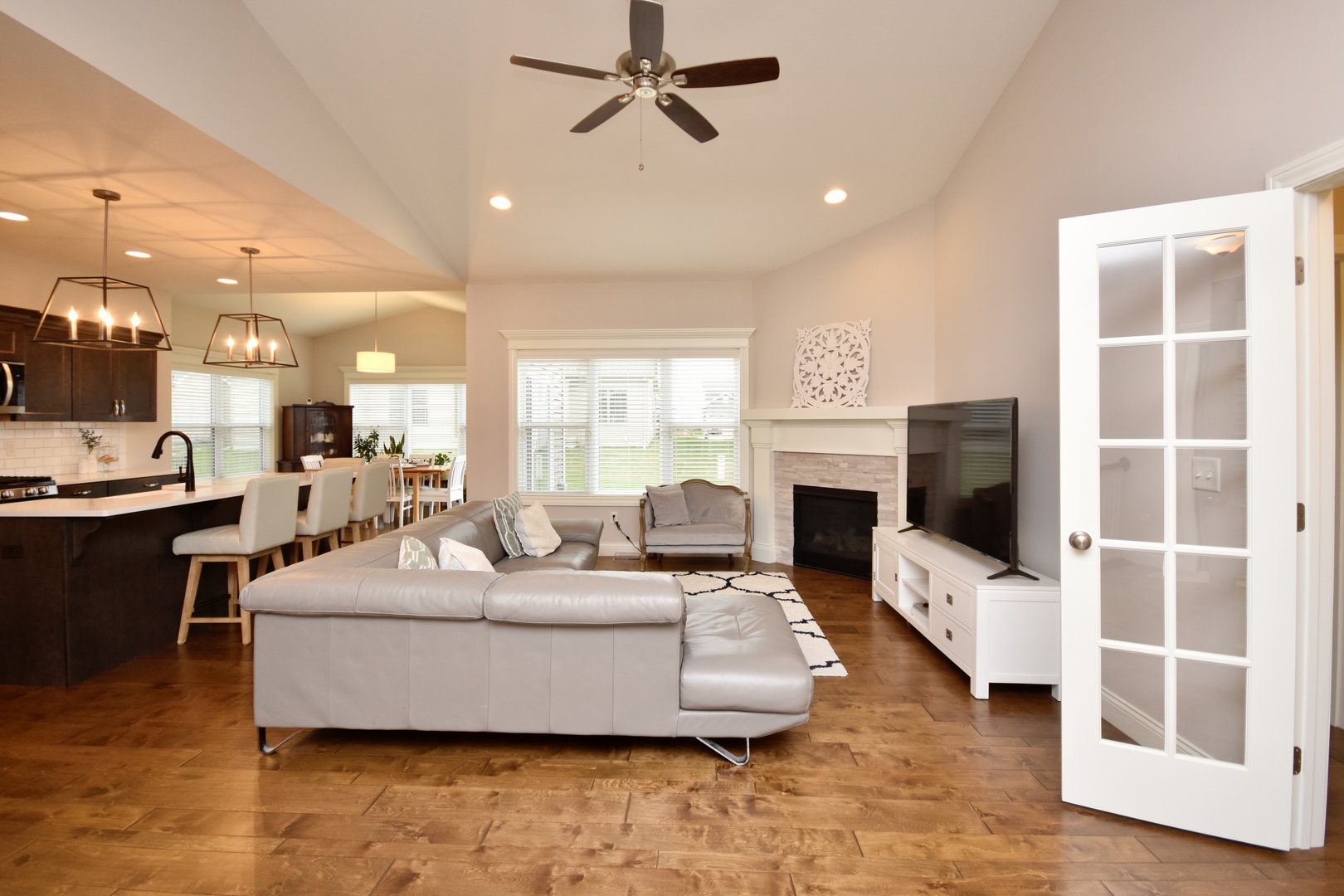 205 Potomac Avenue, Savoy, IL 61874