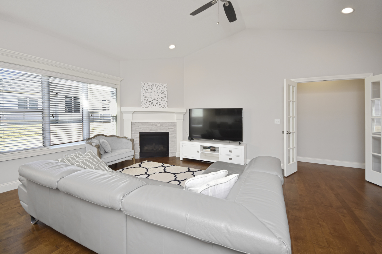 205 Potomac Avenue, Savoy, IL 61874