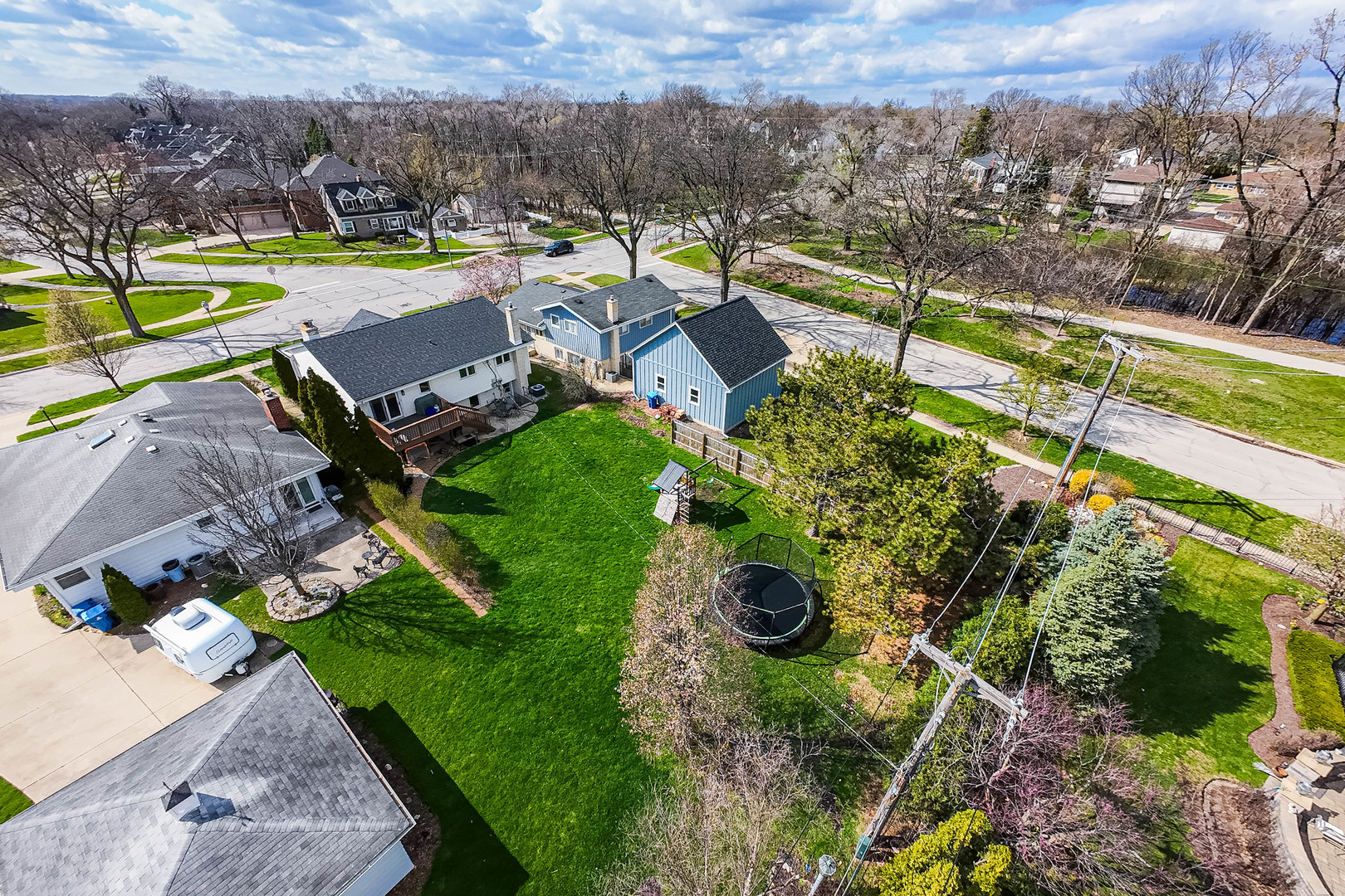 547 S Poplar Avenue, Elmhurst, IL 60126