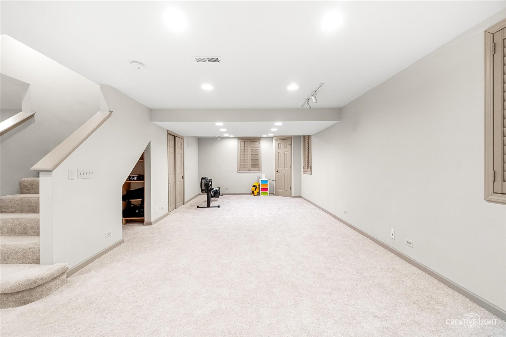 1255 E Bailey Road, Naperville, IL 60565