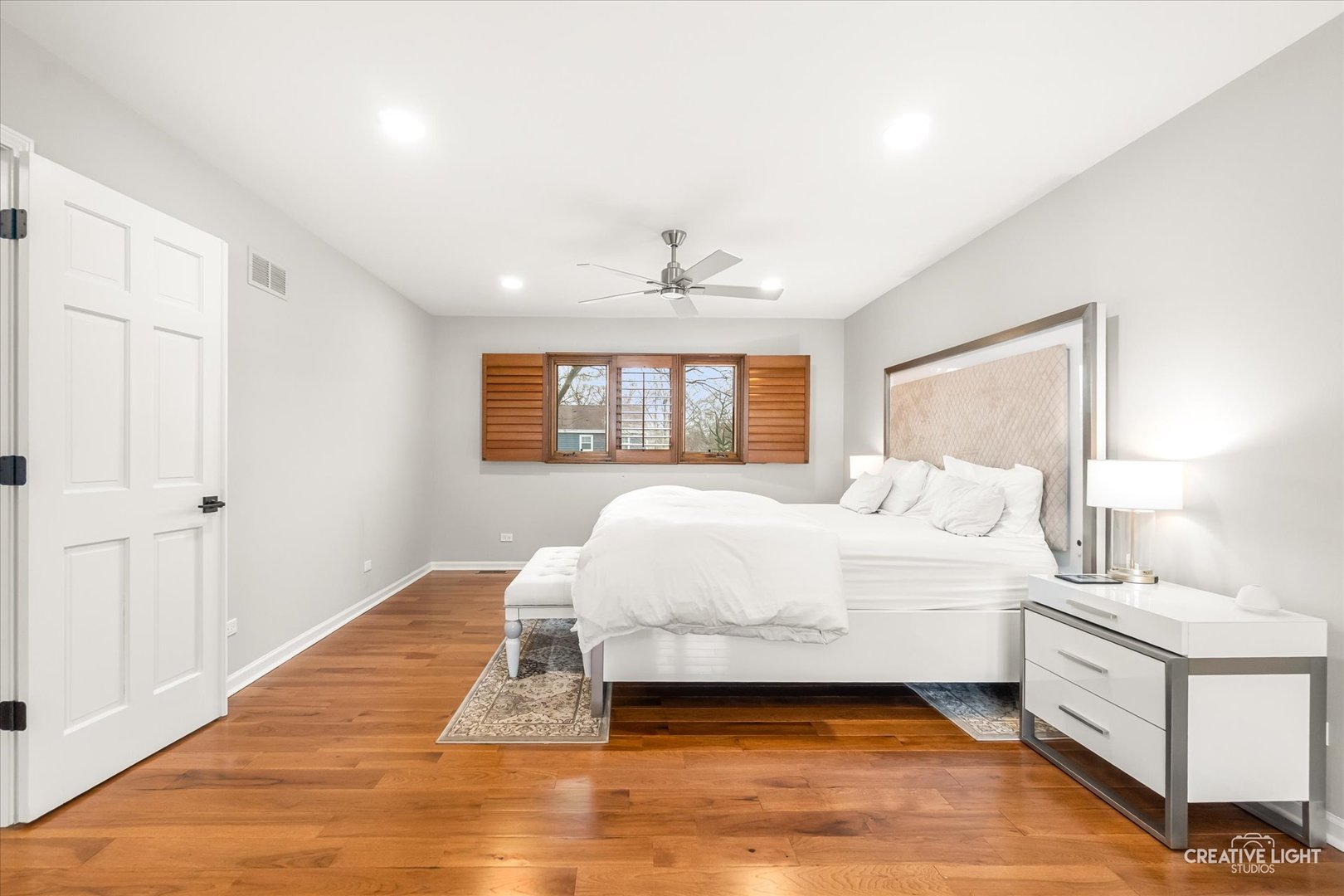 1255 E Bailey Road, Naperville, IL 60565