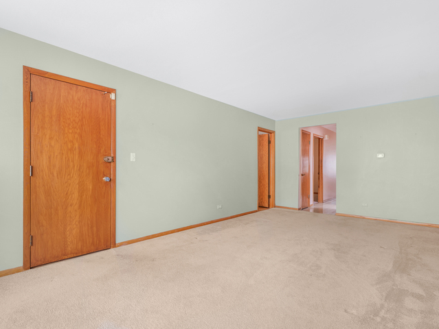 2520 N NEVA Avenue #1, Chicago, IL 60707