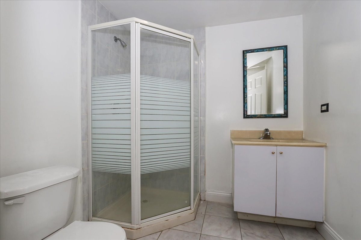 5N523 E Lakeview Circle, St. Charles, IL 60175