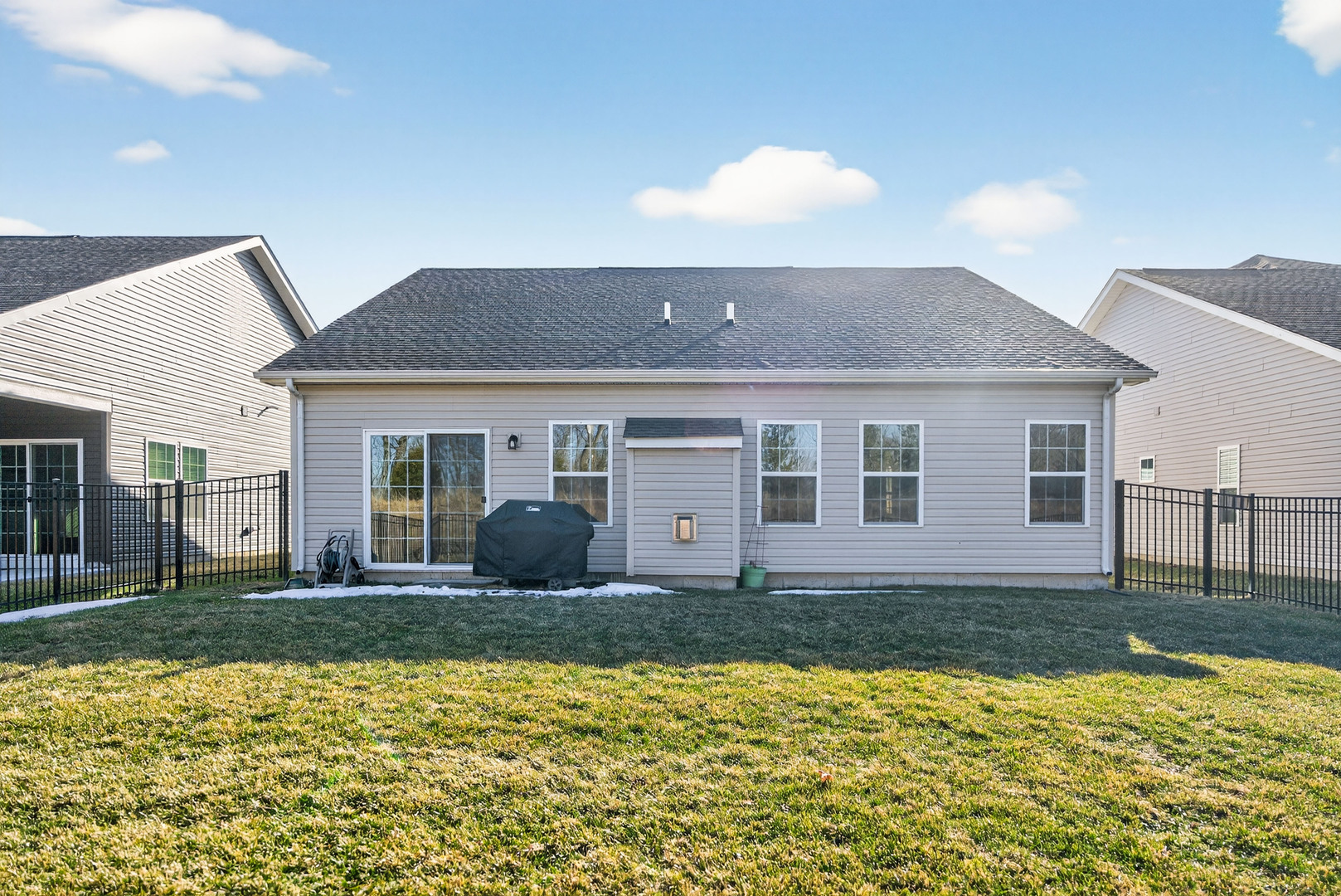 3656 Reddington Circle, Elgin, IL 60124